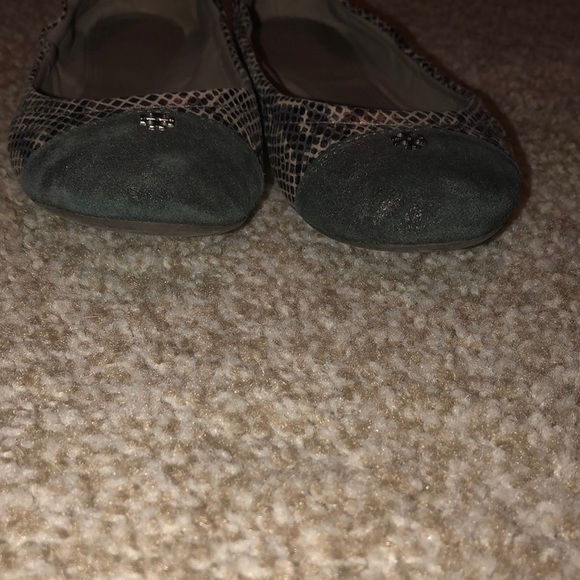 Tory Burch Snakeskin Flat - Picture 6 of 8